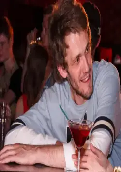 Пятый этаж без лифта (2013) через торрент бесплатно Пятый этаж без лифта (2013) сериал через торрент бесплатно