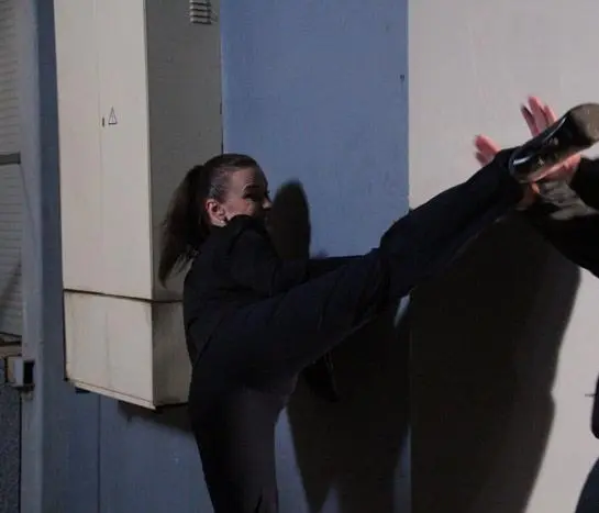 Без следа (2012) через торрент бесплатно Без следа (2012) сериал через торрент бесплатно