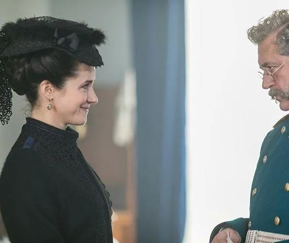 Тайны госпожи Кирсановой (2019) в хорошем качестве через торрент Тайны госпожи Кирсановой (2019) сериал в хорошем качестве через торрент