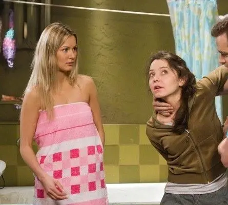 Универ (2008) через торрент скачать Универ (2008) сериал через торрент скачать