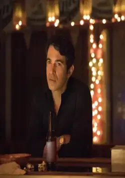 Острые предметы (2018) через торрент бесплатно Острые предметы (2018) сериал через торрент бесплатно