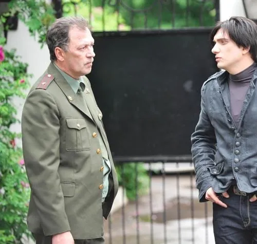 Даёшь молодёжь! (2009) через торрент скачать Даёшь молодёжь! (2009) сериал через торрент скачать