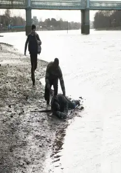 Люди (2015) в хорошем качестве через торрент Люди (2015) сериал в хорошем качестве через торрент