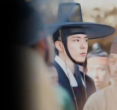 Лунный свет, нарисованный облаками (2016) через торрент бесплатно Лунный свет, нарисованный облаками (2016) сериал через торрент бесплатно