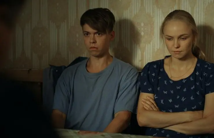 Между любовью и ненавистью (2016) через торрент скачать Между любовью и ненавистью (2016) сериал через торрент скачать