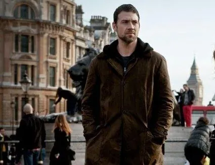 Под прицелом (2012) в хорошем качестве через торрент Под прицелом (2012) сериал в хорошем качестве через торрент