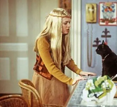 Сабрина — маленькая ведьма (1996) через торрент скачать Сабрина — маленькая ведьма (1996) сериал через торрент скачать