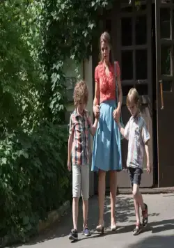 Валькины несчастья (2016) через торрент скачать Валькины несчастья (2016) сериал через торрент скачать