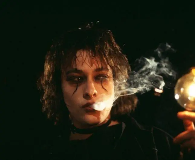 Ворон: Жестокое причастие (2005) через торрент бесплатно Ворон: Жестокое причастие (2005) фильм через торрент бесплатно