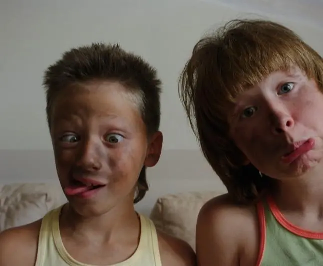 Три дня с придурком (2011) через торрент скачать Три дня с придурком (2011) фильм через торрент скачать