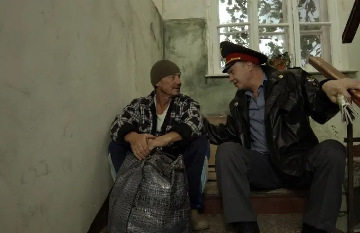 Истории одного подъезда (2015) через торрент бесплатно Истории одного подъезда (2015) фильм через торрент бесплатно