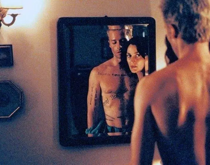 Помни (2000) в хорошем качестве через торрент Помни (2000) фильм в хорошем качестве через торрент