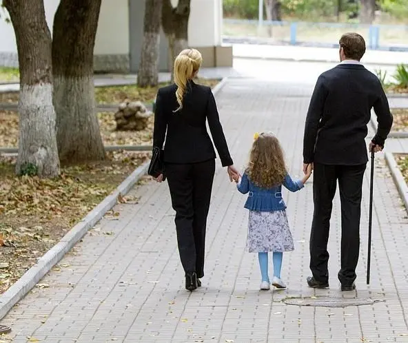 Модель счастливой жизни (2014) через торрент скачать Модель счастливой жизни (2014) фильм через торрент скачать