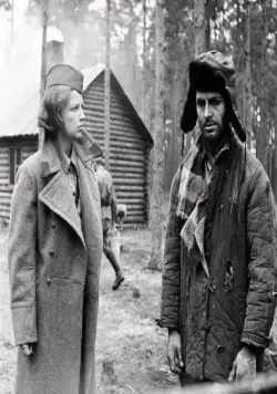 Люди в солдатских шинелях (1968) через торрент скачать Люди в солдатских шинелях (1968) фильм через торрент скачать