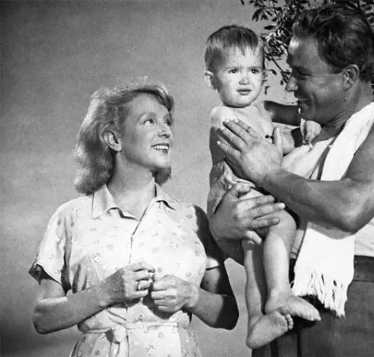 Испытание верности (1954) через торрент скачать Испытание верности (1954) фильм через торрент скачать