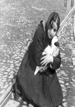 Дом на Трубной (1928) через торрент скачать Дом на Трубной (1928) фильм через торрент скачать