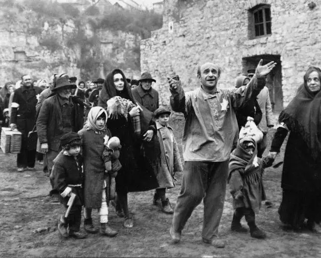 Комиссар (1967) через торрент бесплатно Комиссар (1967) фильм через торрент бесплатно