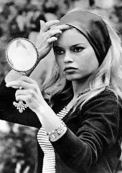 Презрение (1963) через торрент скачать Презрение (1963) фильм через торрент скачать