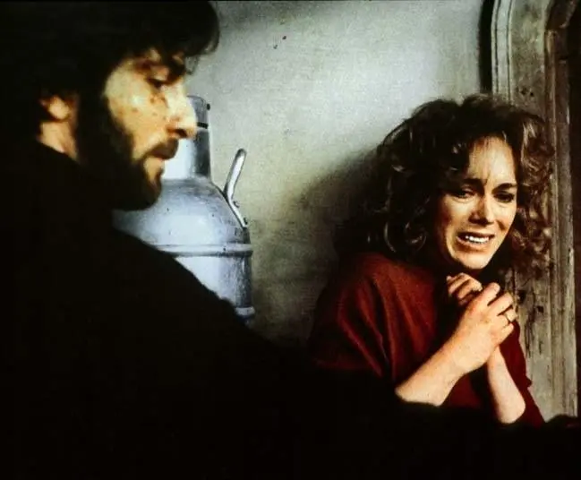 Дом на краю кладбища (1981) через торрент скачать Дом на краю кладбища (1981) фильм через торрент скачать