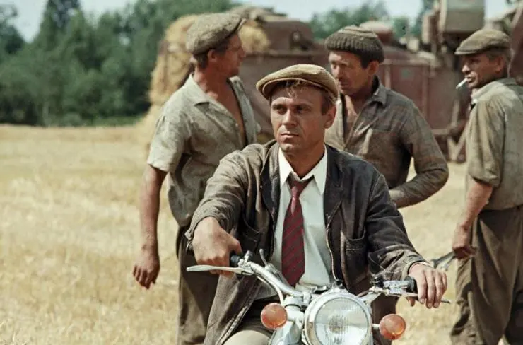 Человек на своем месте (1972) через торрент бесплатно Человек на своем месте (1972) фильм через торрент бесплатно