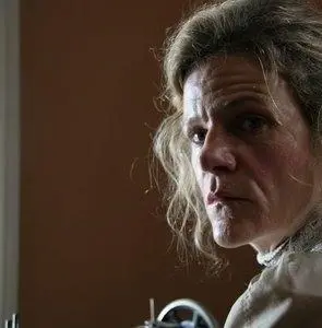 Жёлтые обои (2012) в хорошем качестве через торрент Жёлтые обои (2012) фильм в хорошем качестве через торрент