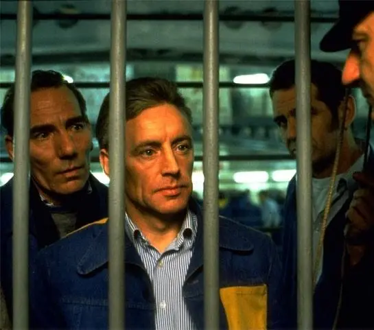 Во имя отца (1993) через торрент скачать Во имя отца (1993) фильм через торрент скачать