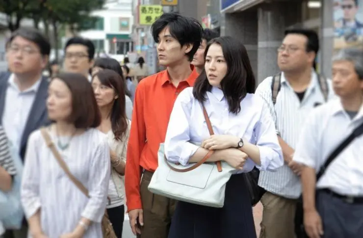 Пока мы здесь (2017) через торрент скачать Пока мы здесь (2017) фильм через торрент скачать