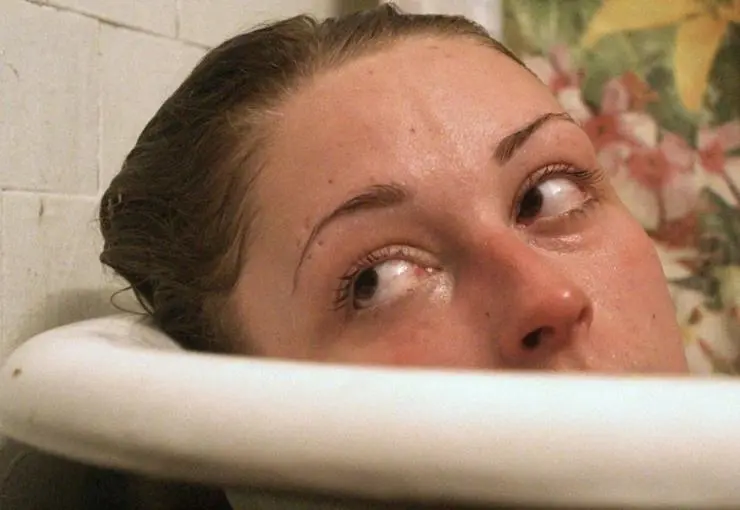 Бог знает что (2014) через торрент скачать Бог знает что (2014) фильм через торрент скачать