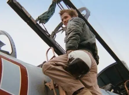 Красное небо (2014) через торрент бесплатно Красное небо (2014) фильм через торрент бесплатно