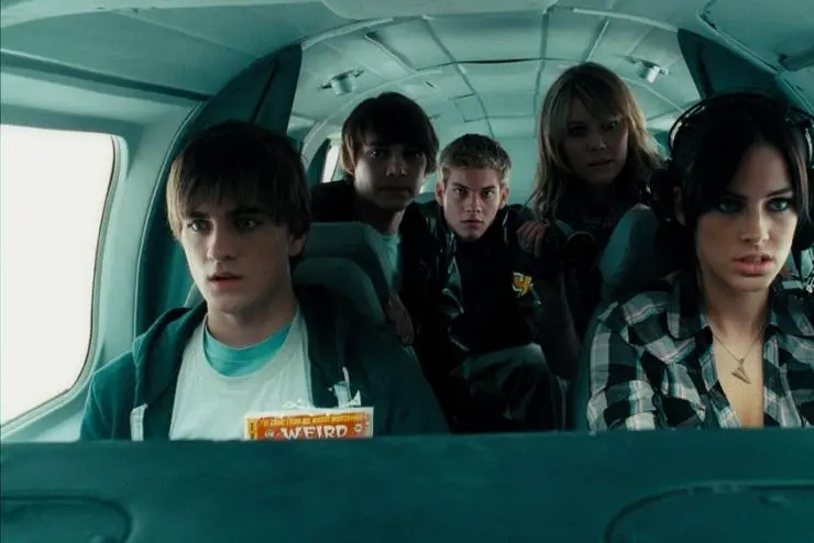 Высота (2010) в хорошем качестве через торрент Высота (2010) фильм в хорошем качестве через торрент