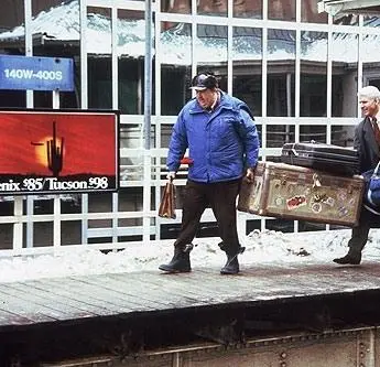 Самолетом, поездом, машиной (1987) через торрент бесплатно Самолетом, поездом, машиной (1987) фильм через торрент бесплатно