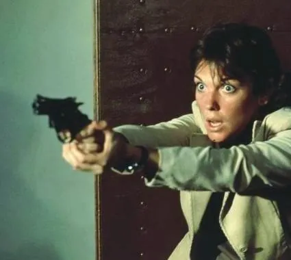 Подкрепление (1976) через торрент бесплатно Подкрепление (1976) фильм через торрент бесплатно