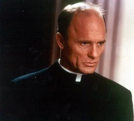 Третье чудо (1999) через торрент скачать Третье чудо (1999) фильм через торрент скачать