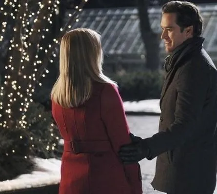 12 рождественских свиданий (2011) в хорошем качестве через торрент 12 рождественских свиданий (2011) фильм в хорошем качестве через торрент