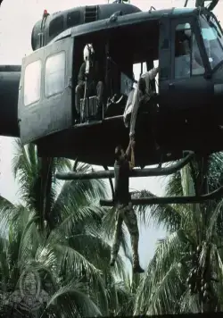 За линией огня (1997) через торрент скачать За линией огня (1997) фильм через торрент скачать