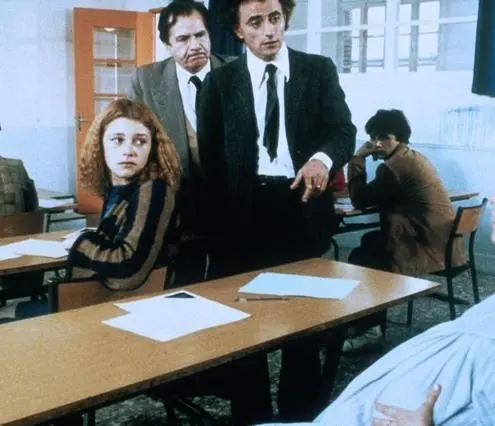 Придурки на экзаменах (1980) через торрент скачать Придурки на экзаменах (1980) фильм через торрент скачать