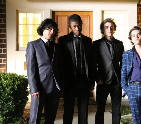 Американские жиголо (2011) через торрент скачать Американские жиголо (2011) фильм через торрент скачать