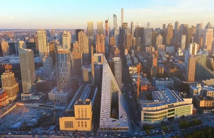 Большие перемены (2017) через торрент скачать Большие перемены (2017) фильм через торрент скачать