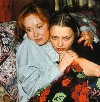 Вареники с вишней (2008) через торрент скачать Вареники с вишней (2008) фильм через торрент скачать