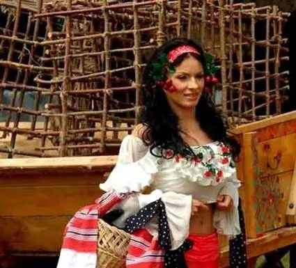 Сорочинская ярмарка (2004) через торрент бесплатно Сорочинская ярмарка (2004) фильм через торрент бесплатно