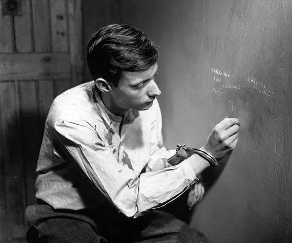 Приговоренный к смерти бежал, или Дух веет, где хочет (1956) через торрент скачать Приговоренный к смерти бежал, или Дух веет, где хочет (1956) фильм через торрент скачать