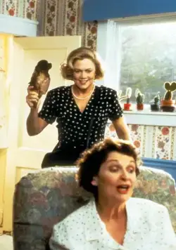 Мамочка-маньячка-убийца (1994) через торрент бесплатно Мамочка-маньячка-убийца (1994) фильм через торрент бесплатно