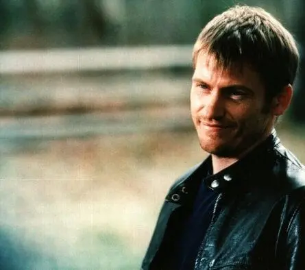 Украденные сердца (1995) через торрент бесплатно Украденные сердца (1995) фильм через торрент бесплатно