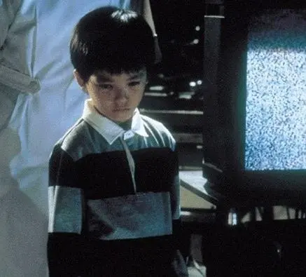 Звонок 2 (1999) через торрент скачать Звонок 2 (1999) фильм через торрент скачать