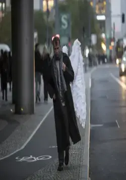 Берлин, я люблю тебя (2019) через торрент скачать Берлин, я люблю тебя (2019) фильм через торрент скачать