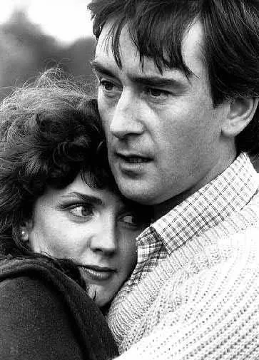 Местный герой (1983) через торрент скачать Местный герой (1983) фильм через торрент скачать