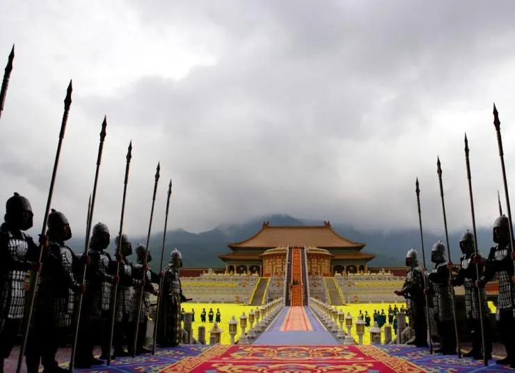 Проклятие золотого цветка (2006) в хорошем качестве через торрент Проклятие золотого цветка (2006) фильм в хорошем качестве через торрент