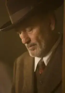 Человек в сером (2007) в хорошем качестве через торрент Человек в сером (2007) фильм в хорошем качестве через торрент