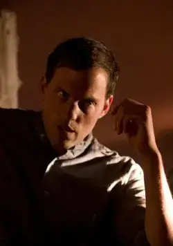 Человек в сером (2007) через торрент скачать Человек в сером (2007) фильм через торрент скачать