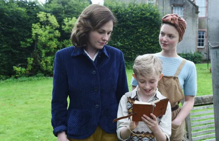 Расскажи это пчёлам (2018) через торрент бесплатно Расскажи это пчёлам (2018) фильм через торрент бесплатно